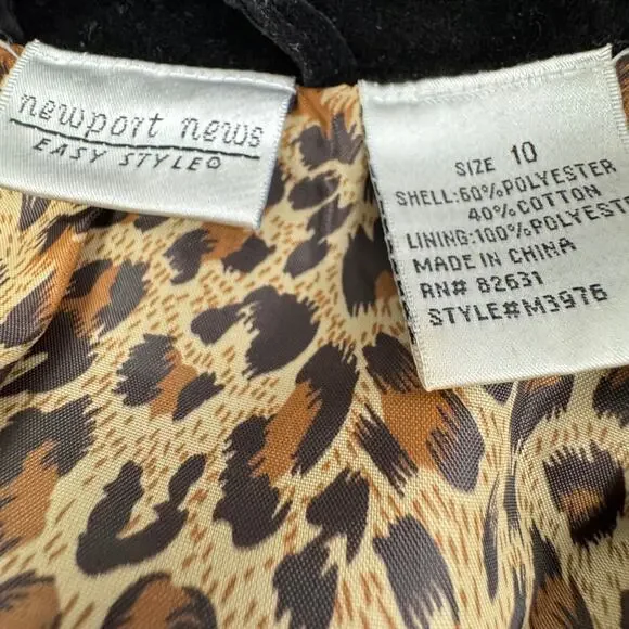 Newport News Goth Edgy Witchy Velvet Long Classic Trench Coat Women's Size 10 - Picture 7 of 8